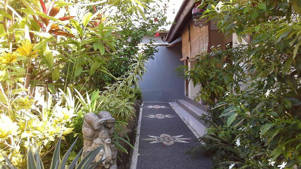 Jimbaran Home Stay Bali Pecatu Exterior foto